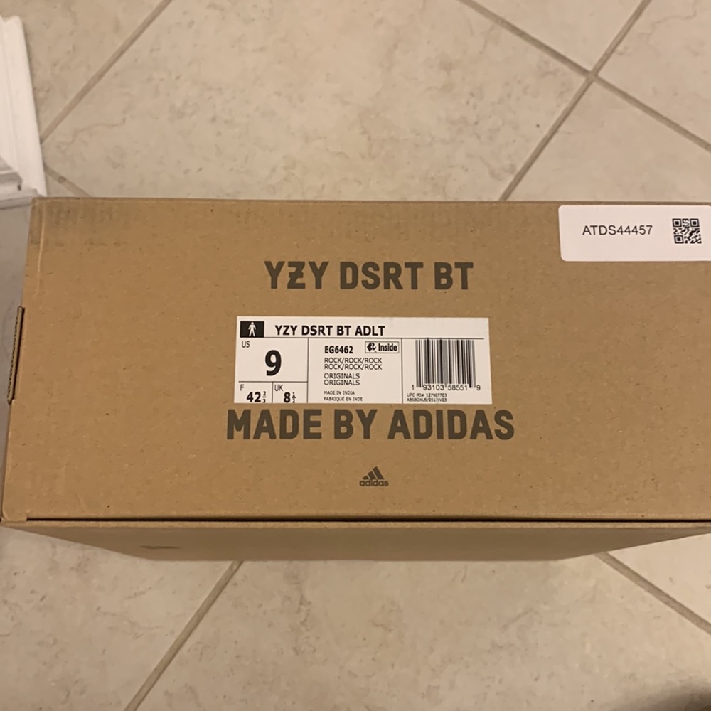 I’m selling my adidas Yeezy Dessert Boot Rock 1x staged performance worn boots - Picture 5 of 6